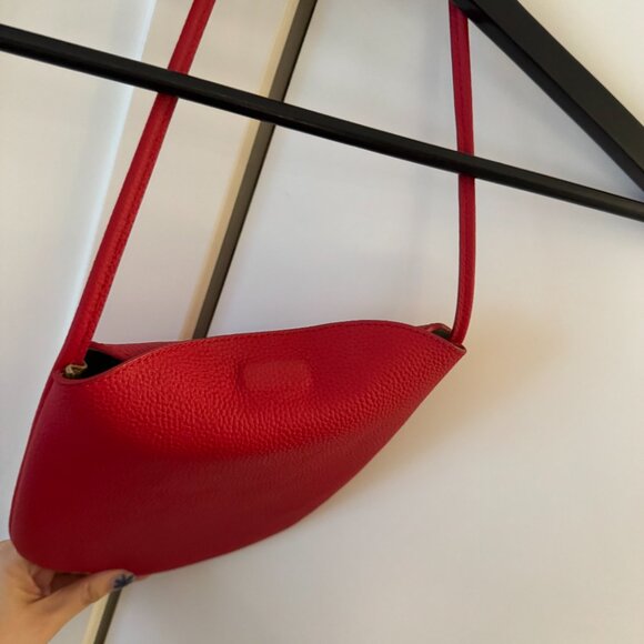 LOW KEY RARE SMALL RED SHOULDER BAG MAGNETIC CLOSURE - Picture 10 of 13